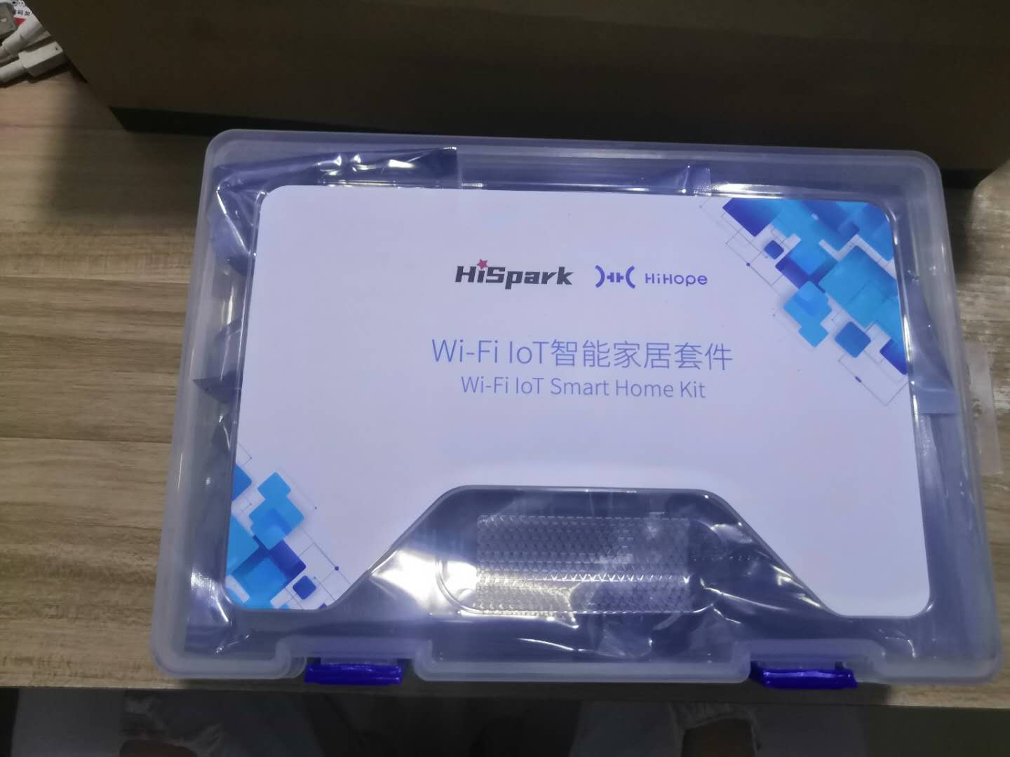 Wi-Fi iot智能家居套件 开箱 + hello world-鸿蒙开发者社区