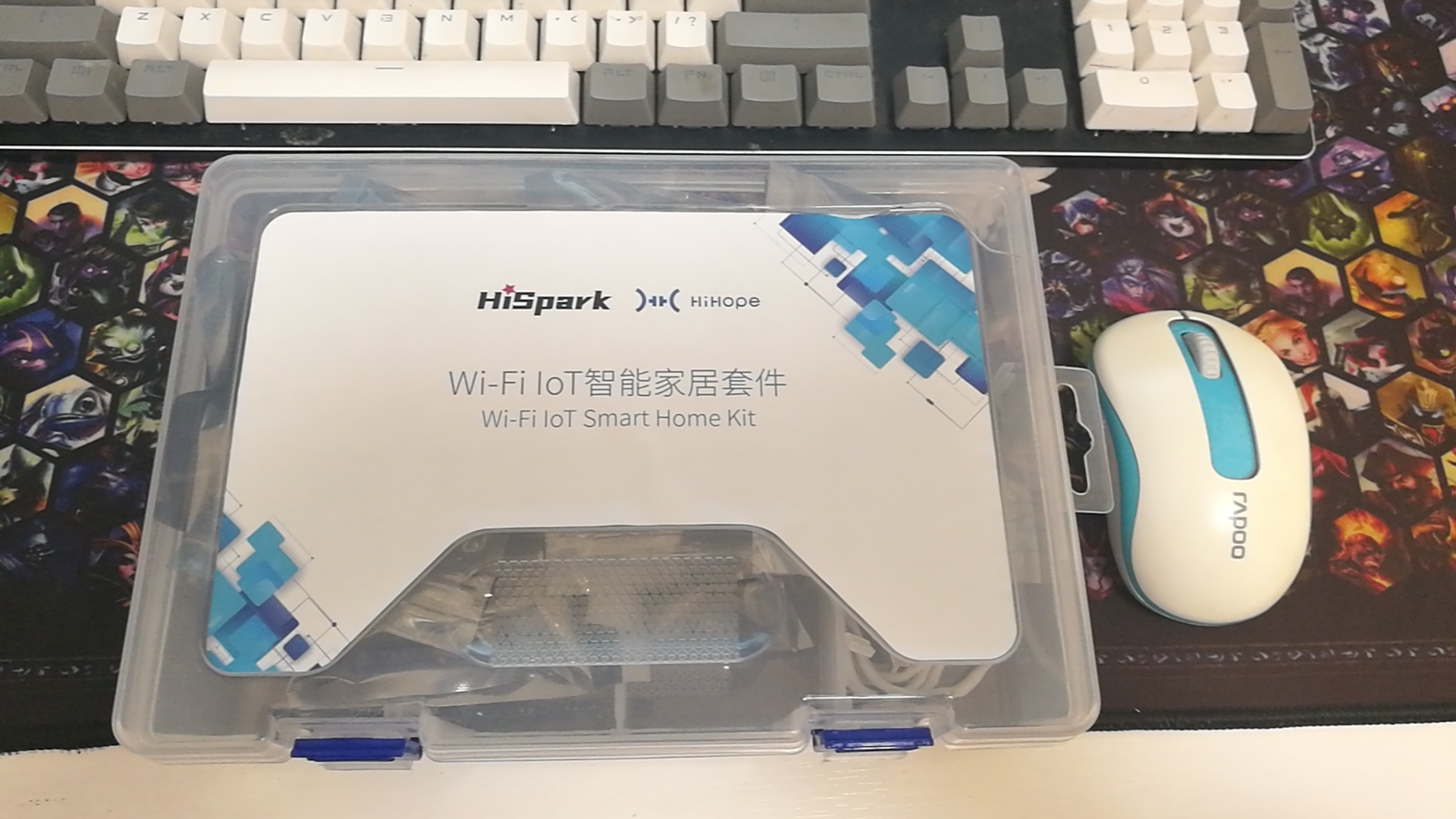 收到HiSpark Wi-Fi IoT开发板啦-鸿蒙开发者社区