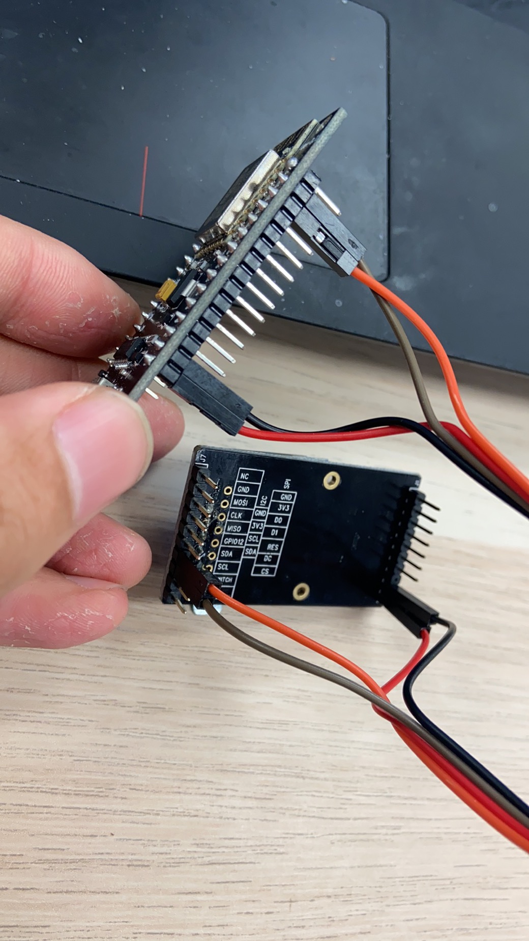 #2020征文-开发板#利用esp8266和鸿蒙带的OLED屏做了一个时钟-鸿蒙开发者社区